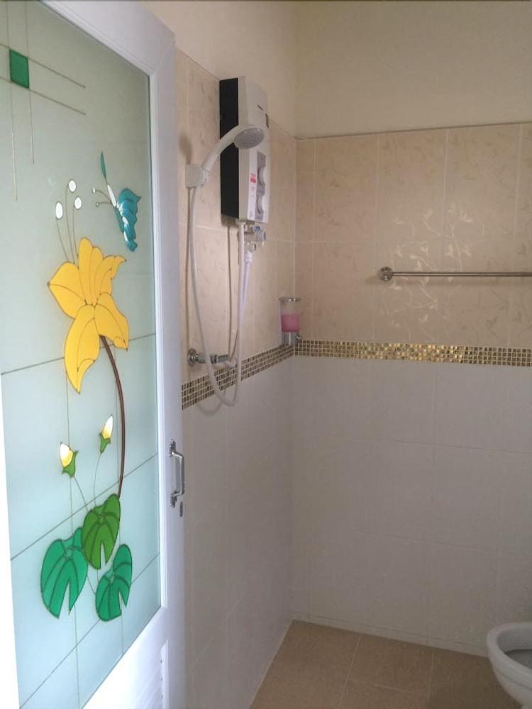 Thana Ville Resort Mae Sot Ngoại thất bức ảnh