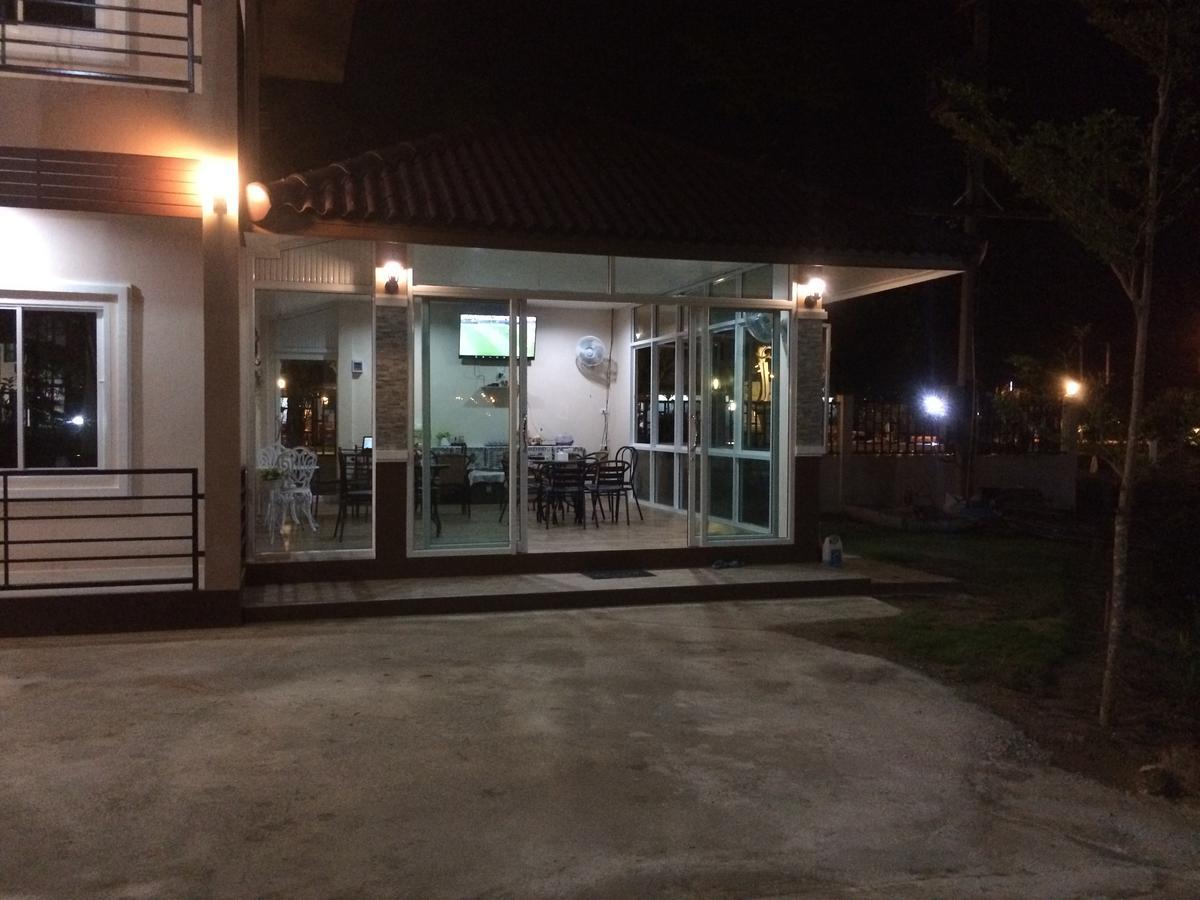 Thana Ville Resort Mae Sot Ngoại thất bức ảnh