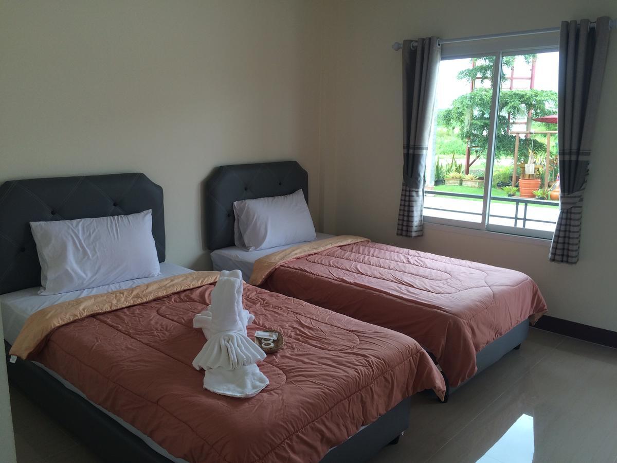 Thana Ville Resort Mae Sot Ngoại thất bức ảnh